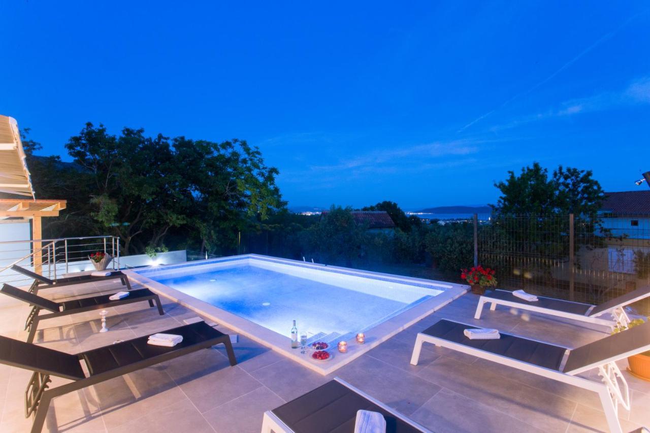 Kaštel Stari Villa Ivano With Sea&Mountain View מראה חיצוני תמונה