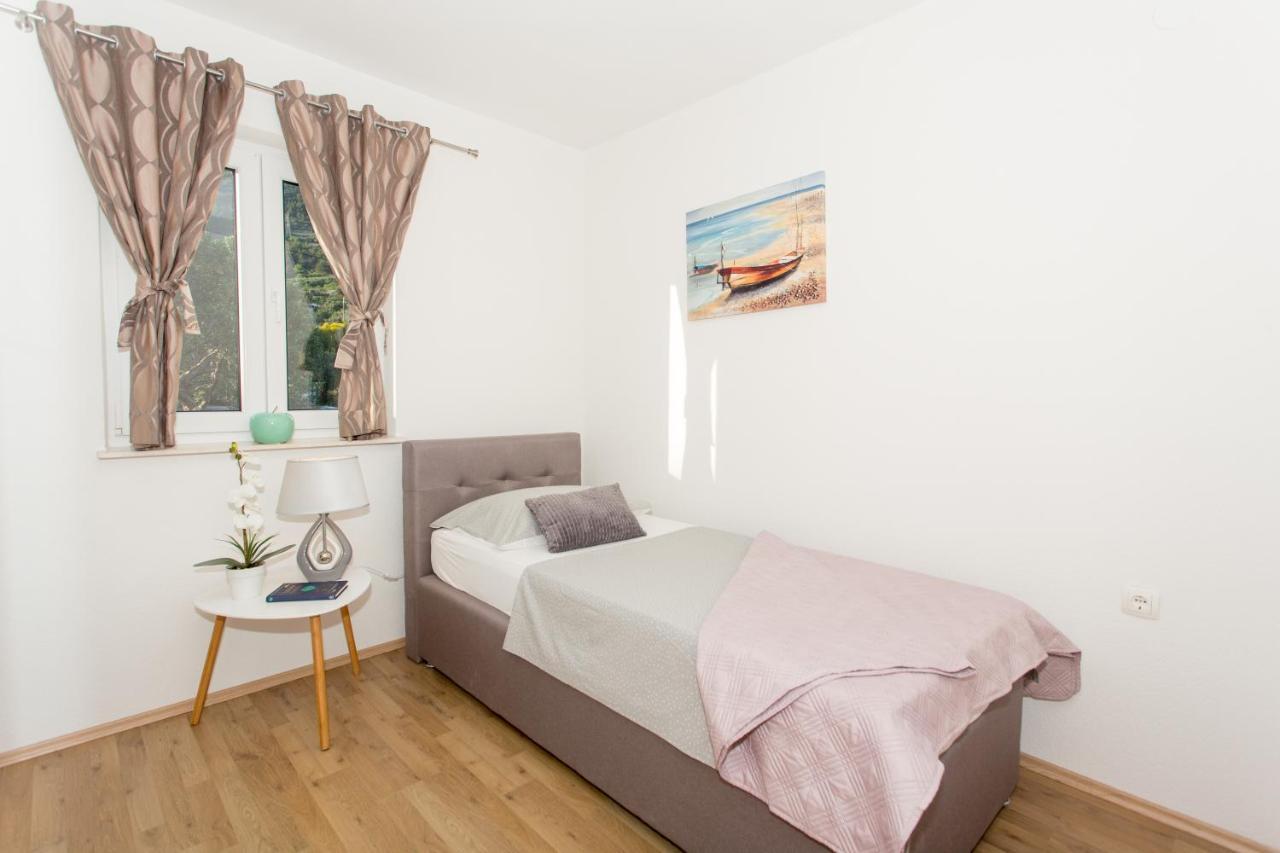 Kaštel Stari Villa Ivano With Sea&Mountain View מראה חיצוני תמונה