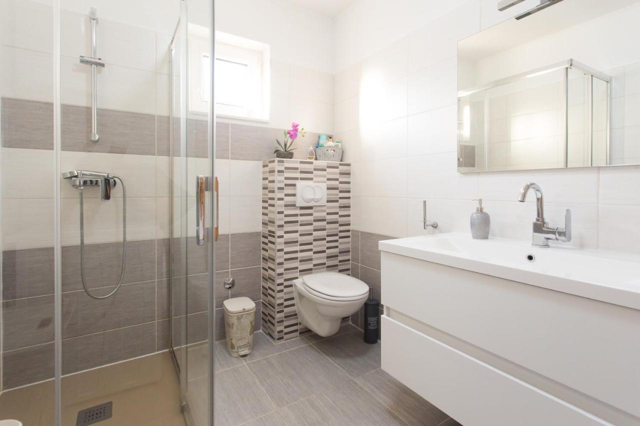 Kaštel Stari Villa Ivano With Sea&Mountain View מראה חיצוני תמונה